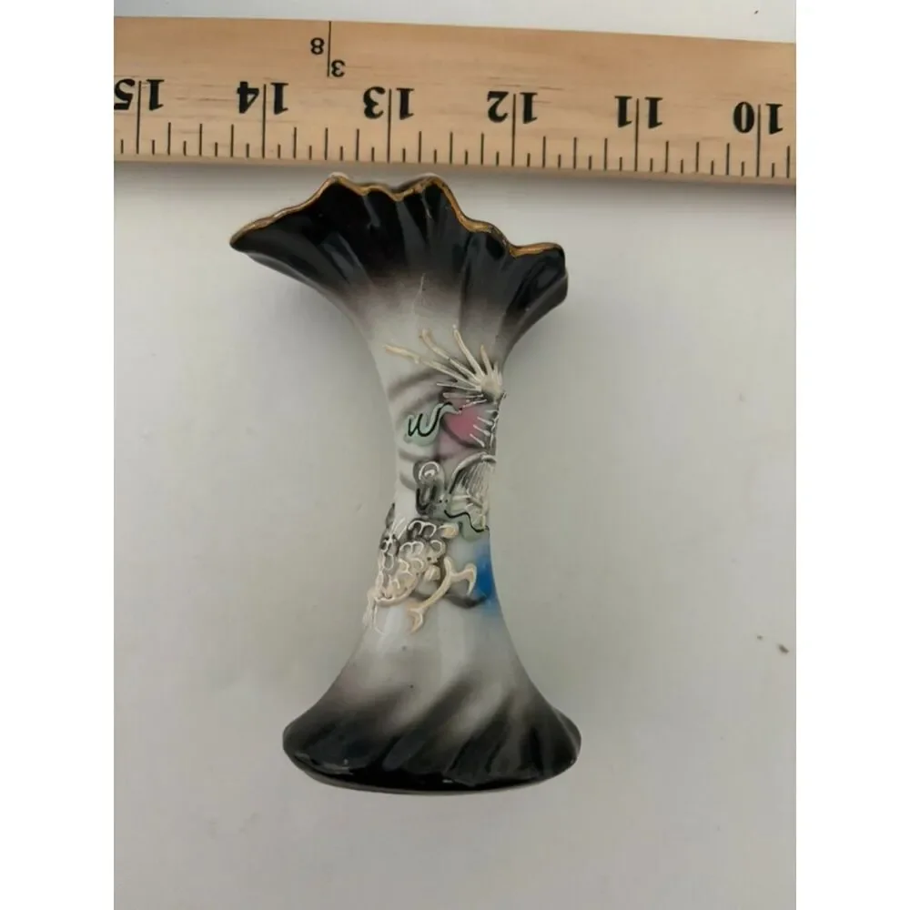 Vtg. Japanese Dragonware Moriage Porcelain  bud vase 